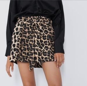 🦋Chic Leopard Print Mini Skirt Matching Belt Elastic Waist Size 1X